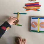 Maak de figuren na met het spatelspel!